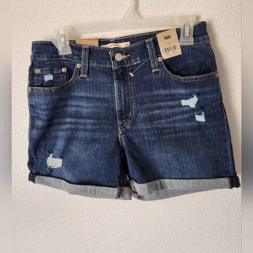 Levi blue jeans shorts